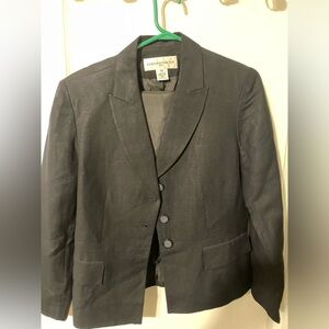 Womens Black 2pc Suit Size 8